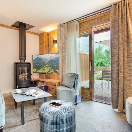 Hotel Armancette - The Leading Of The World 5*